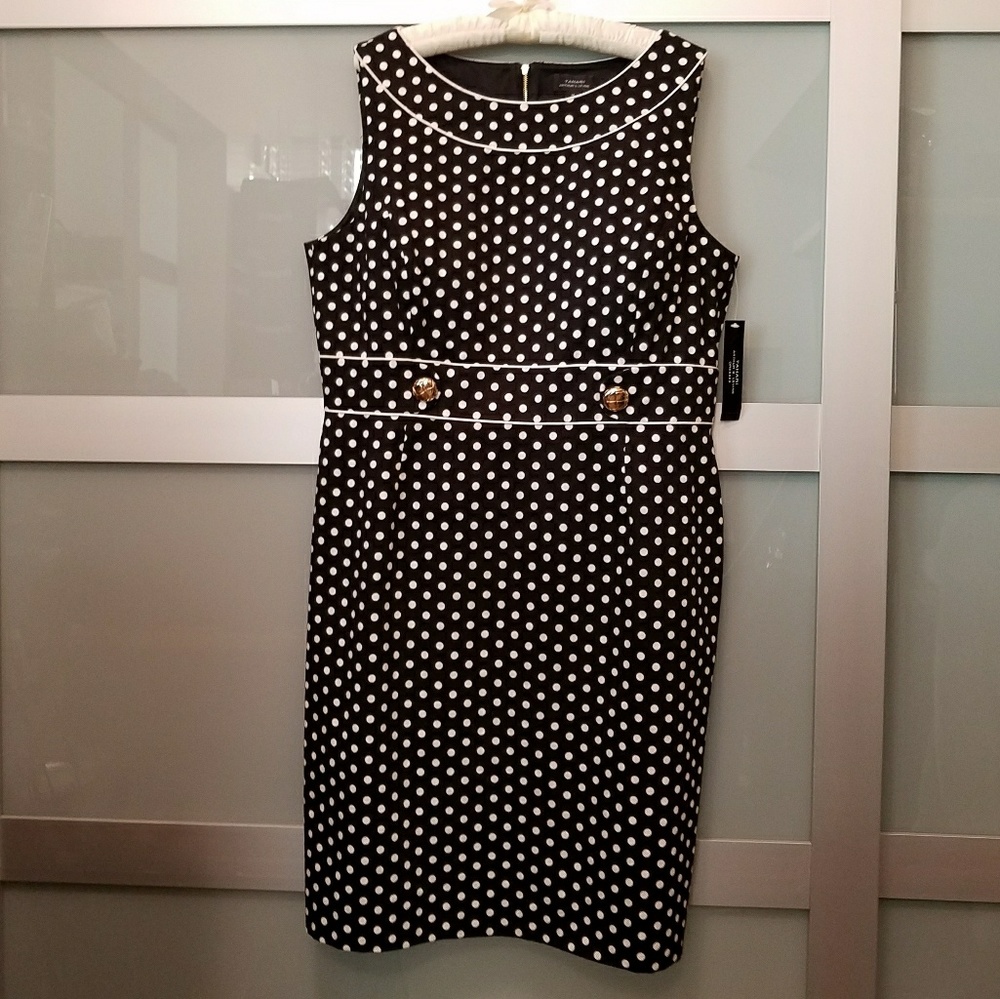 TAHARI by Arthur S. Levine's "Melinda" size 16